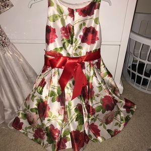 Girl dress holiday